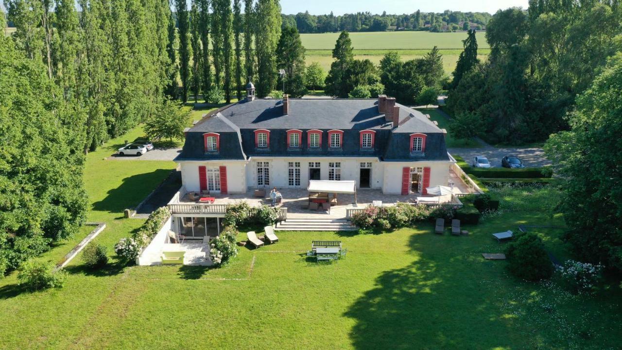 Le Domaine De Barbizon Ξενοδοχείο Saint-Martin-en-Bière Εξωτερικό φωτογραφία